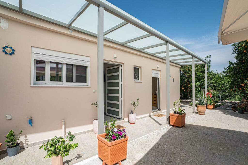 Olga's Organic Garden For A Couple! With Wifi & Ac *
